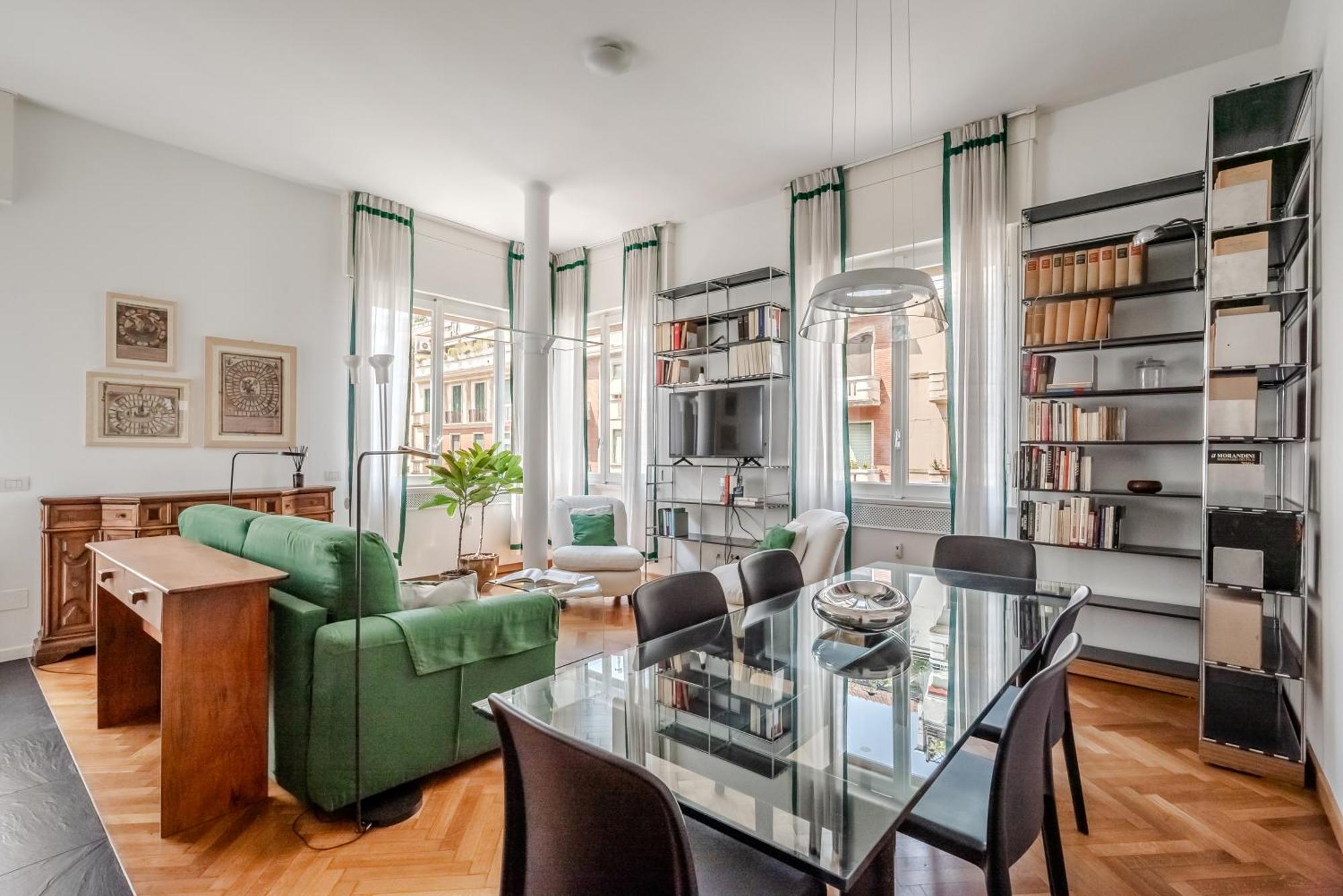 Ceradini With Balcony R&r * Milaan