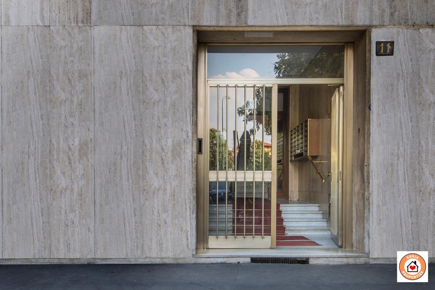 Fiore Milanese - San Siro, Fiera & Life - Rinnovamento Facciata Palazzo In Corso * Milan