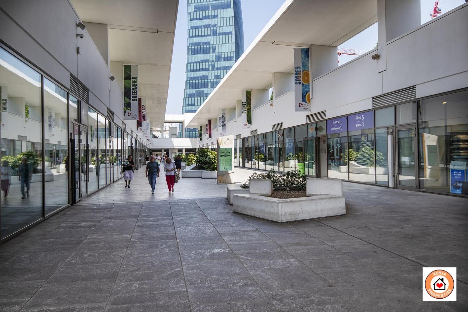 Fiore Milanese - San Siro, Fiera & Life - Rinnovamento Facciata Palazzo In Corso Apartment *