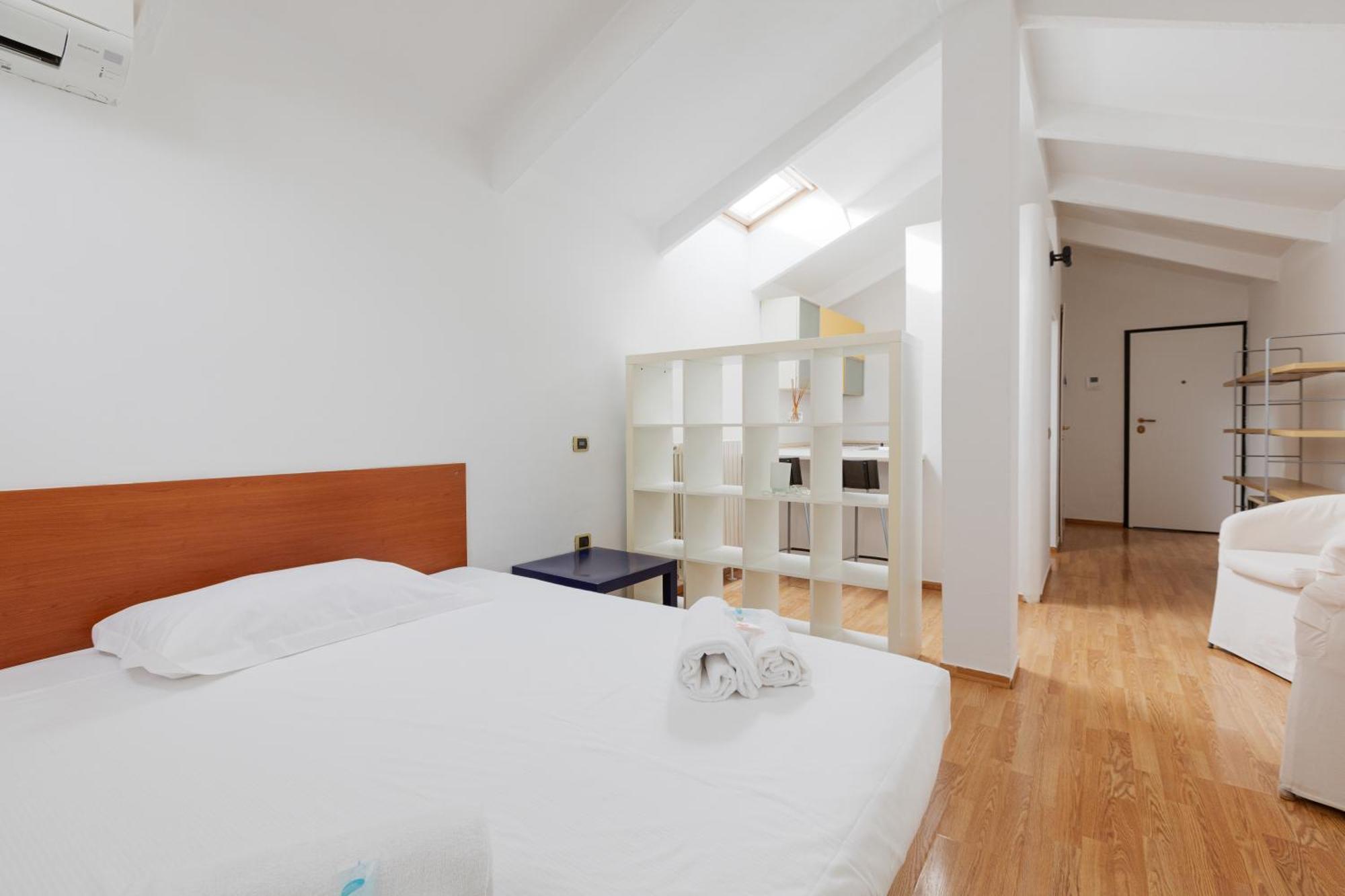 Viale Umbria Bright Appartamento