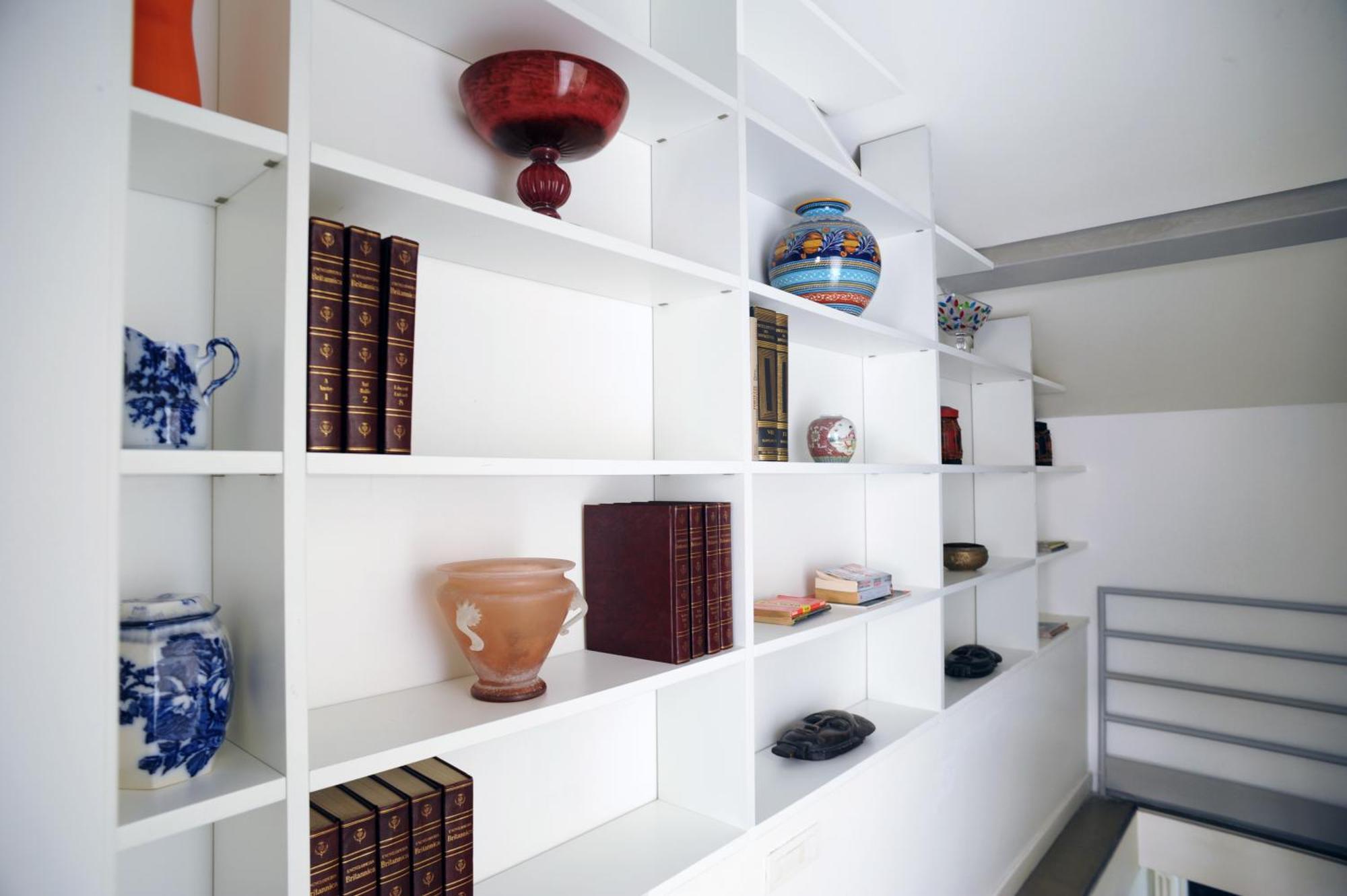 Sant Ambrogio With Private Terrace In Shared Flat *