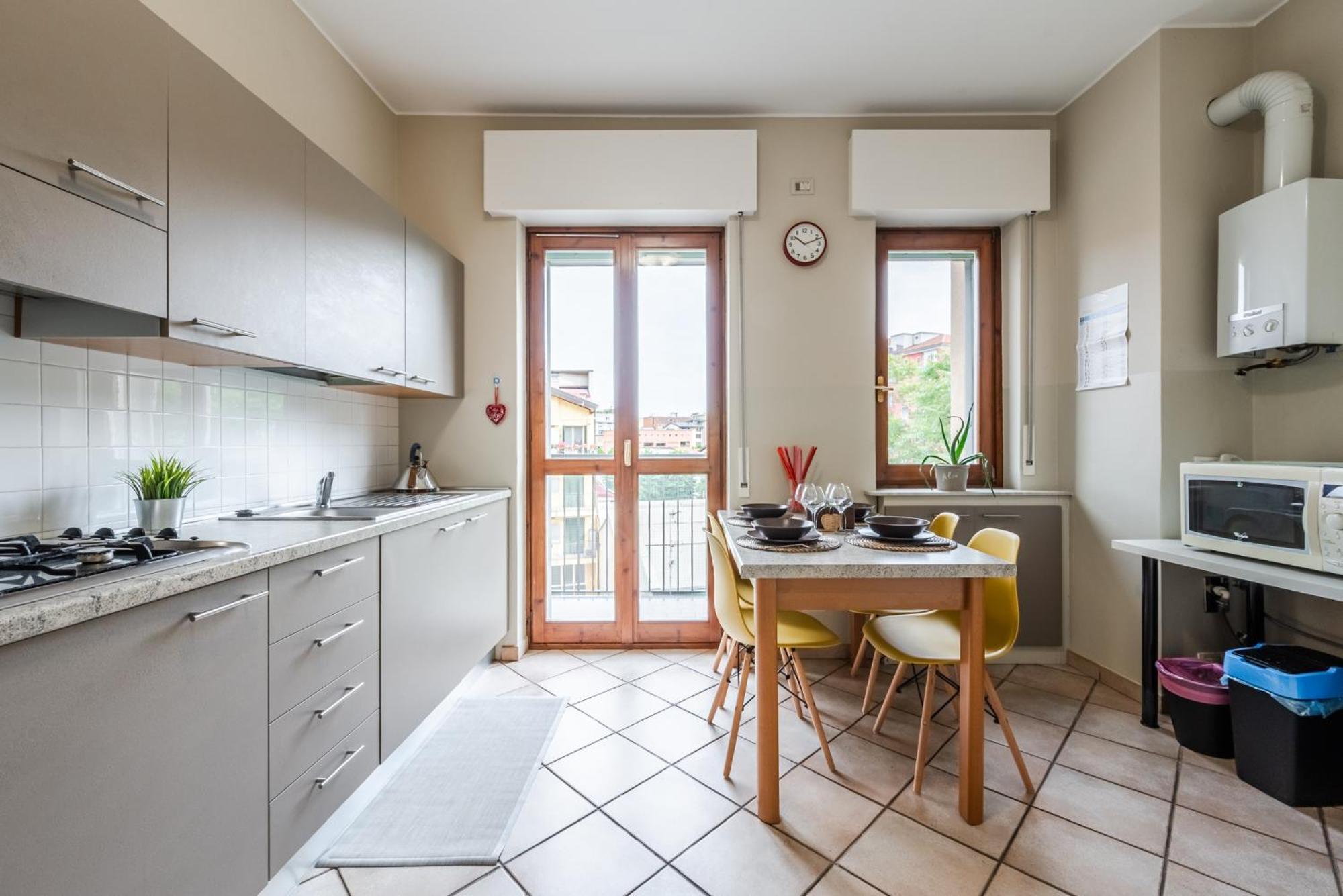 The Circle - Ampio Sui Navigli - Self-check In Appartamento