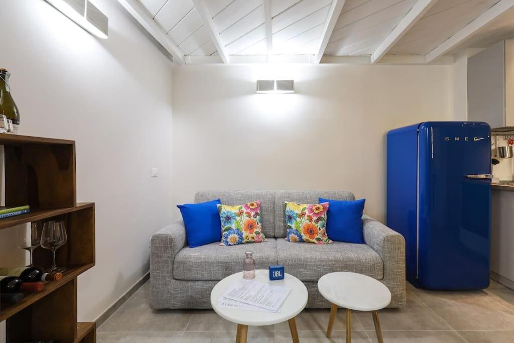 Cozy Loft Near Navigli, Close To Duomo And Bocconi - Italy Flat Vacation Apartment *