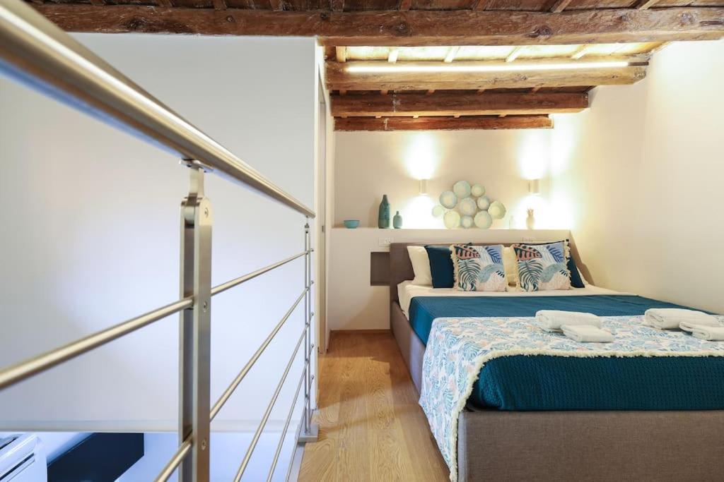 Apartment Cozy Loft Near Navigli, Close To Duomo And Bocconi - Italy Flat Vacation *