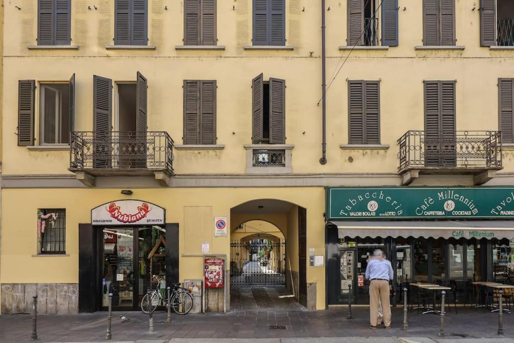 Cozy Loft Near Navigli, Close To Duomo And Bocconi - Italy Flat Vacation Apartment Mailand