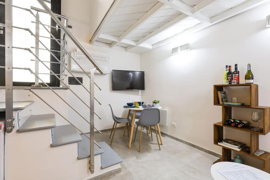 Apartment Cozy Loft Near Navigli, Close To Duomo And Bocconi - Italy Flat Vacation *
