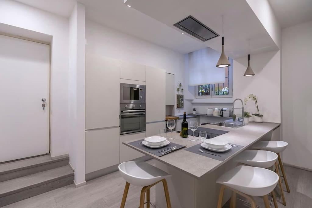 Contemporary Loft - Station Milano