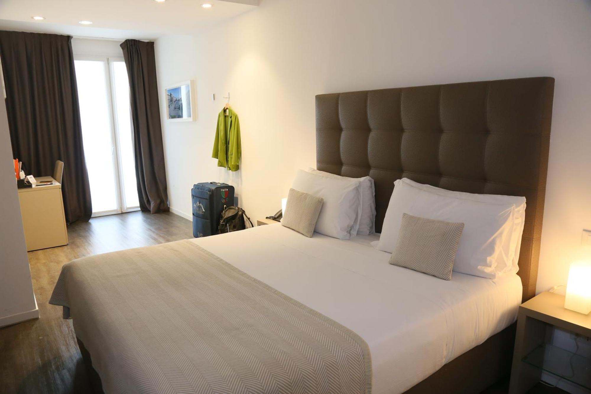 & Urban Padel Aparthotel