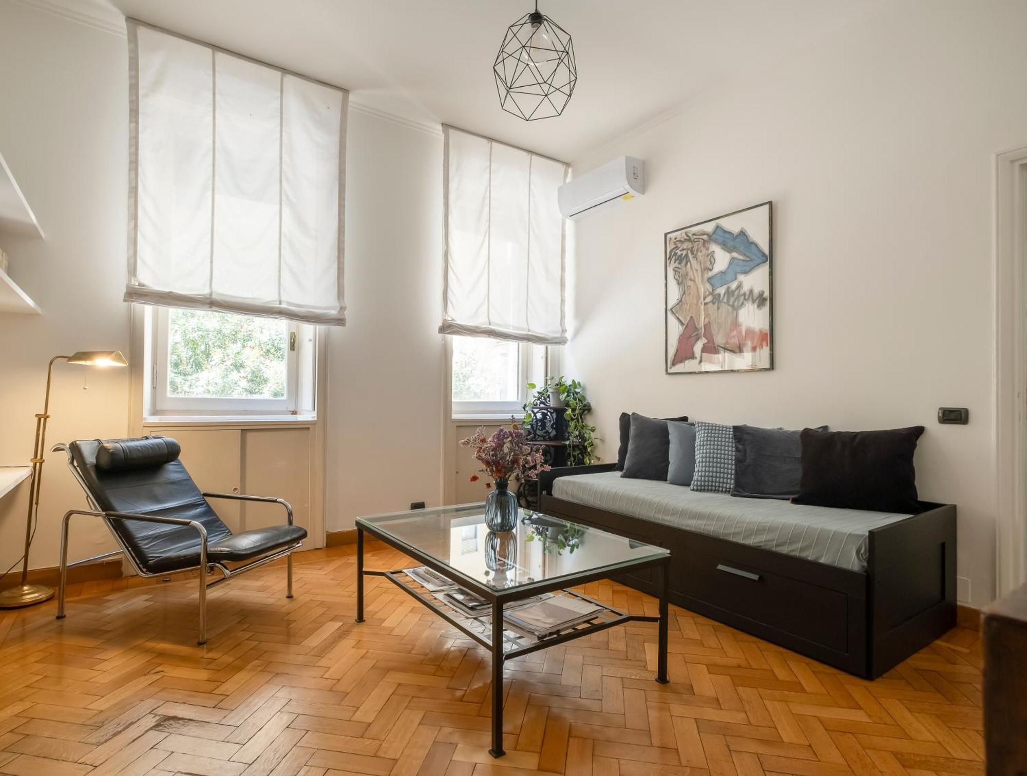 Homemi 5 Vie * Milano