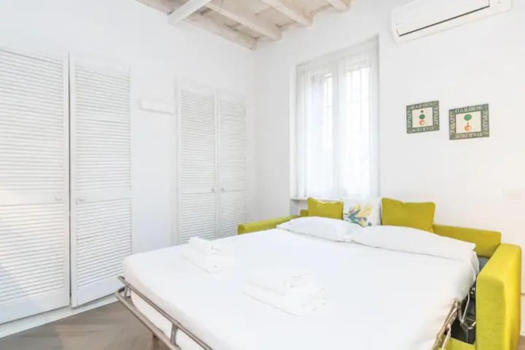 Alzaia Apartment Milan