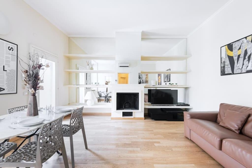 Easylife - Cozy Flat In Porta Venezia Apartment