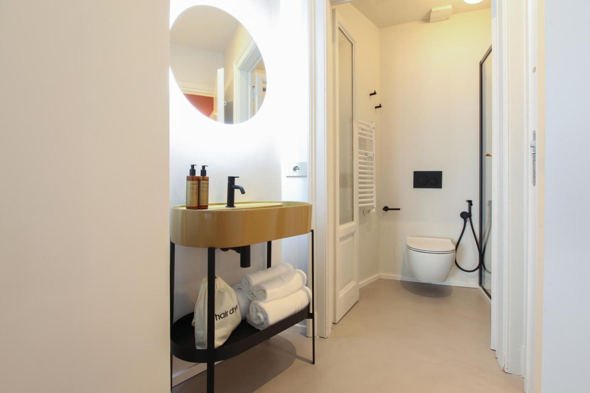 Ca Bela - Certosa Guest house *