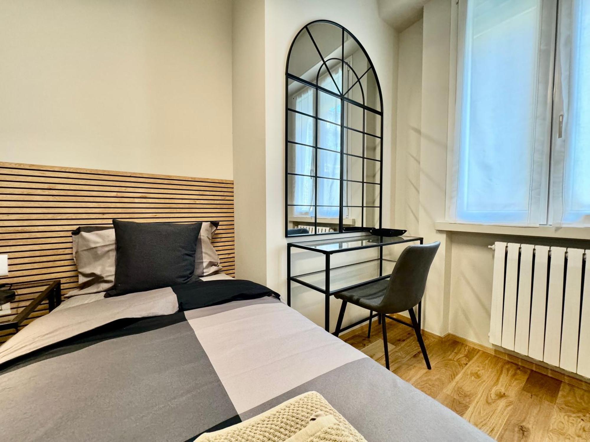 Future Tricolore Apartment *