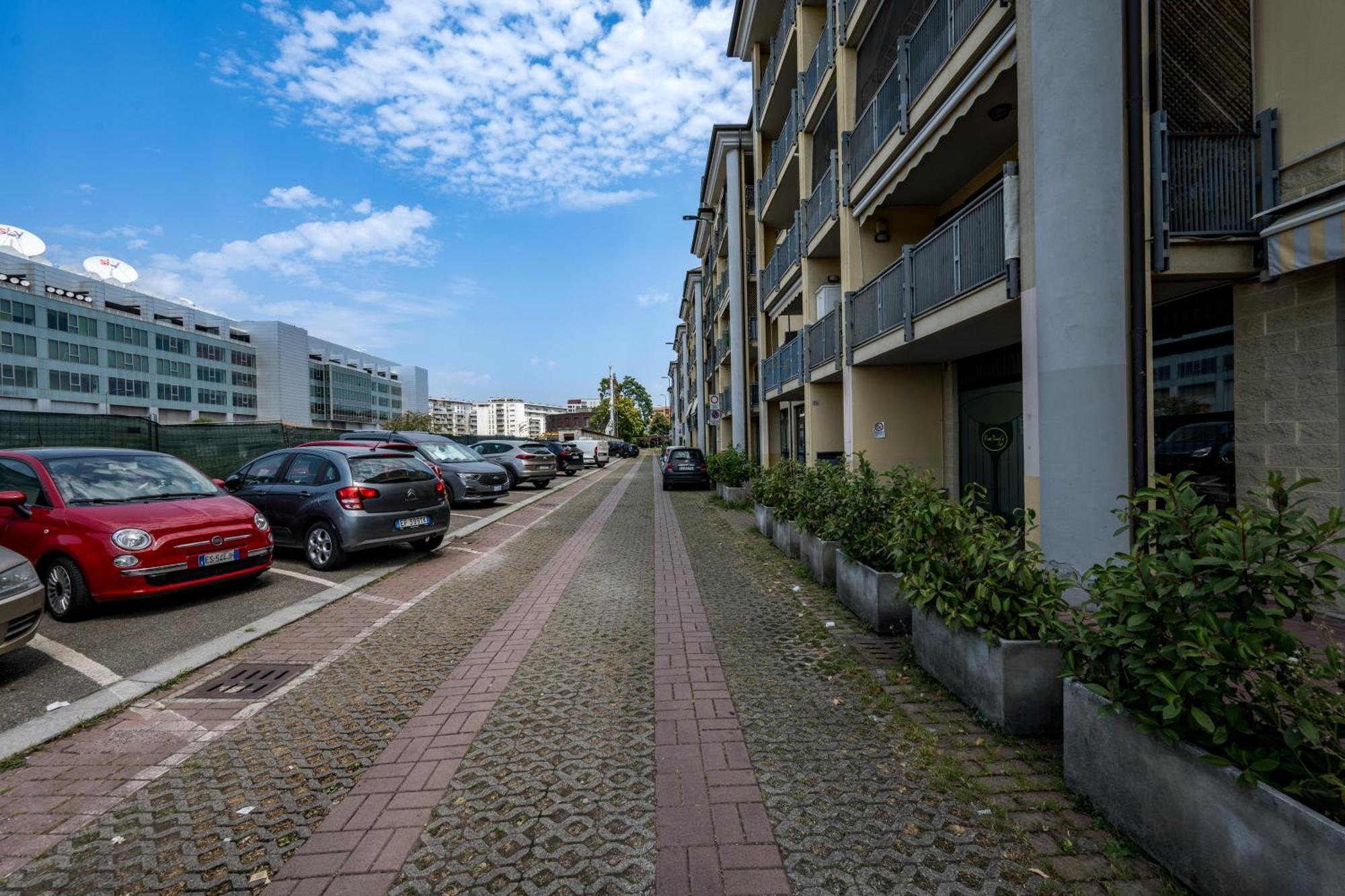 Cozy Rogoredo Next To The Metro And Train Station Leilighet *