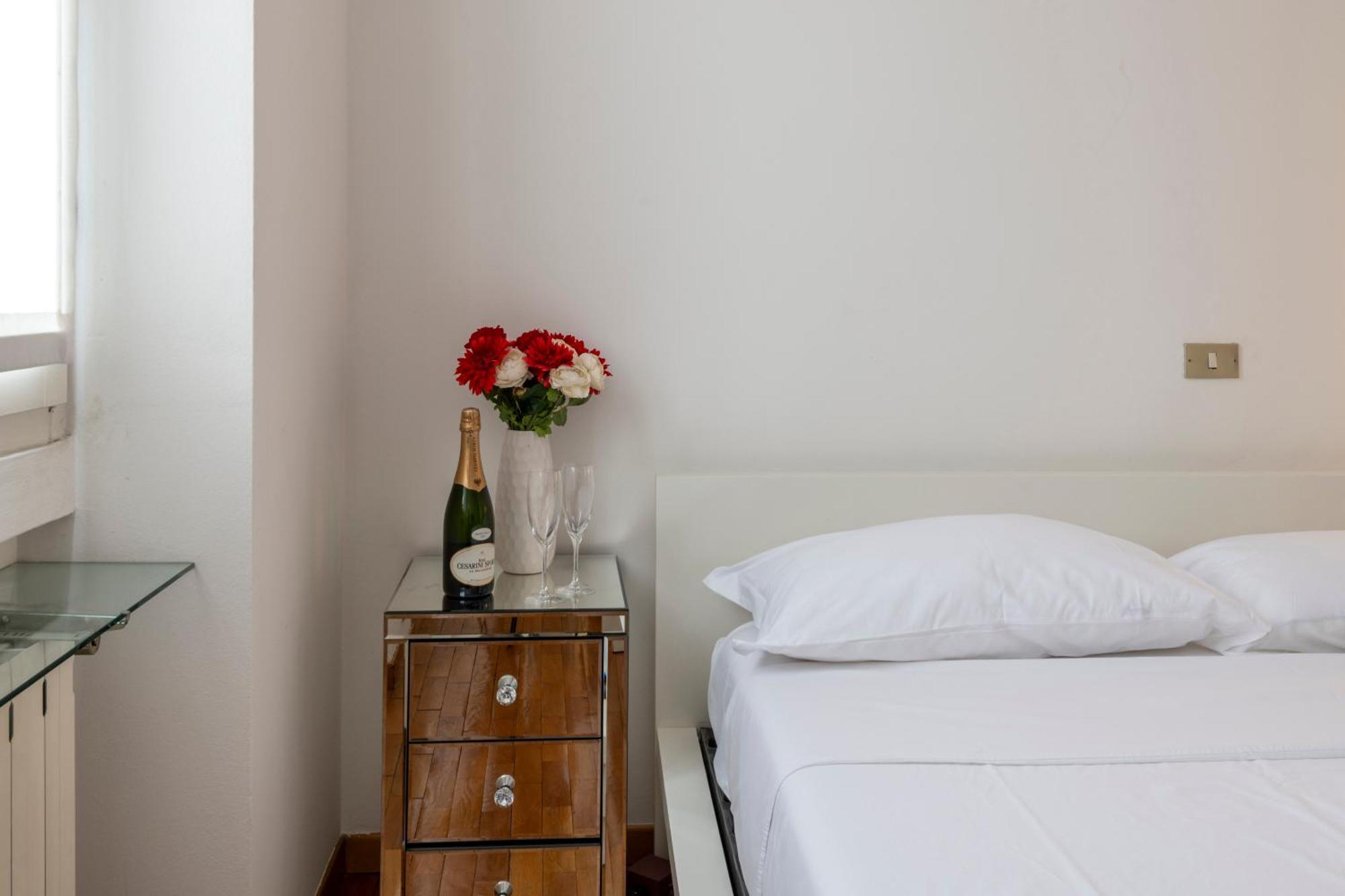 Bnbutler - Marghera - Luminoso Bilocale In Edificio Stile Vecchia Appartement *
