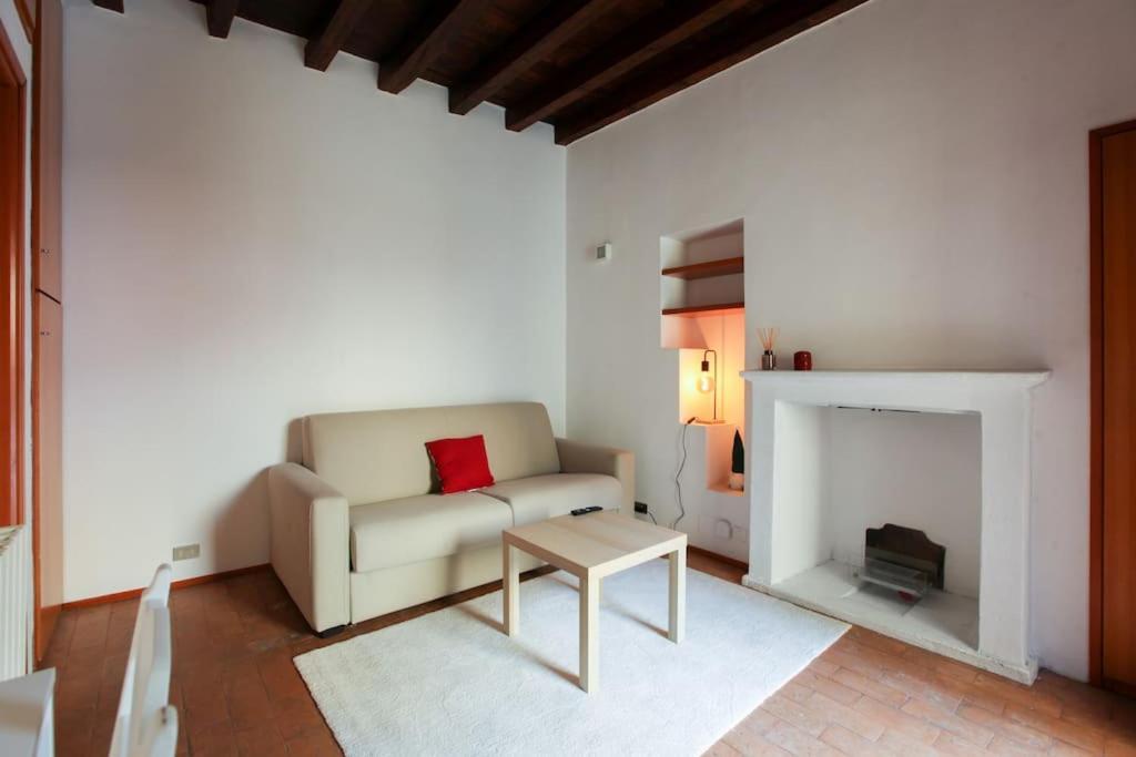Charming Flat In Brera Milano