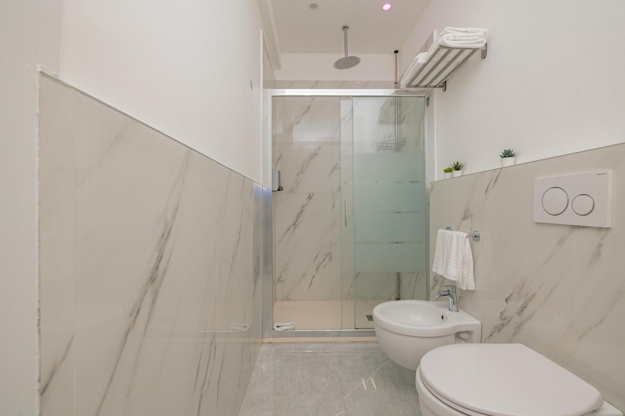 Luxury - 1 Affittacamere Milano