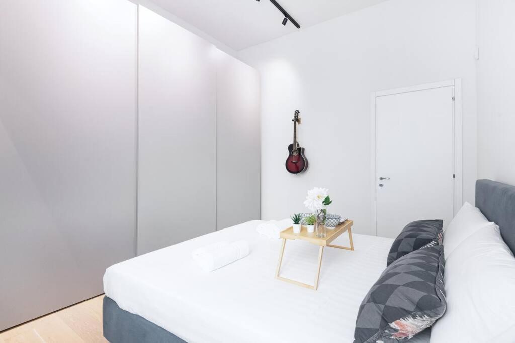 Easylife - Charming In Pta Romana Apartment *