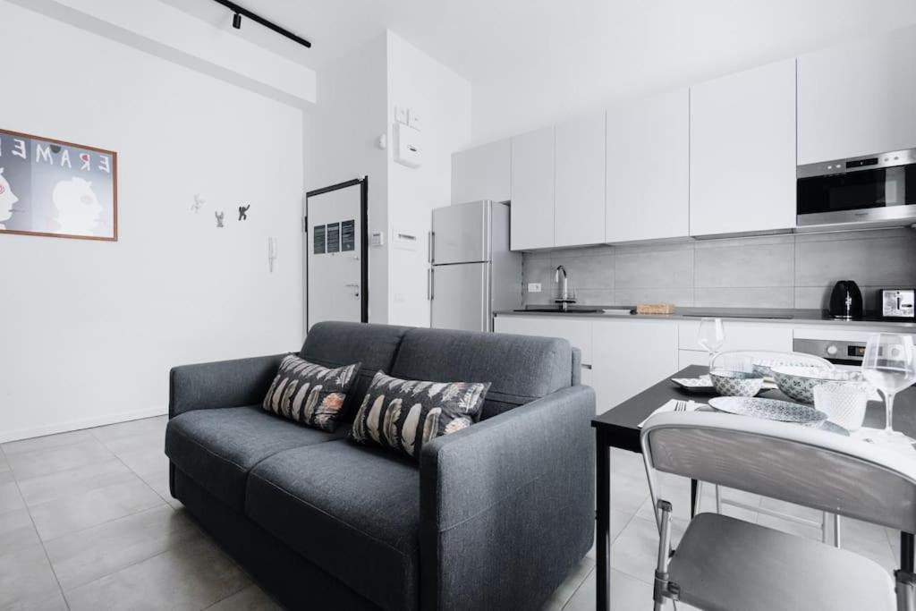 Easylife - Charming In Pta Romana Apartment *