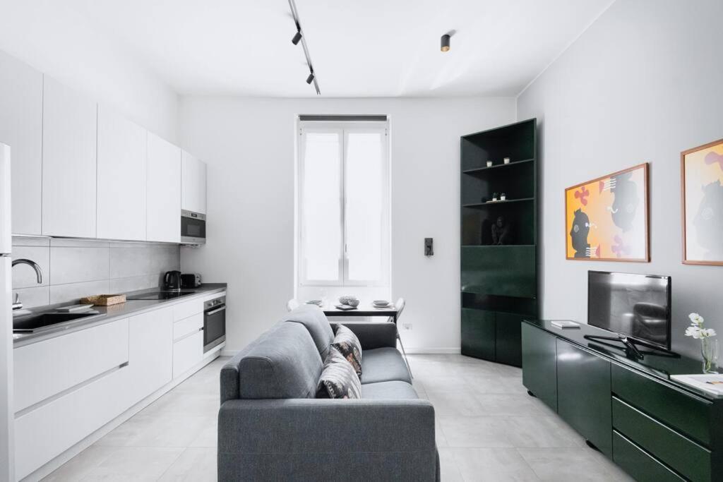 Easylife - Charming In Pta Romana Apartment
