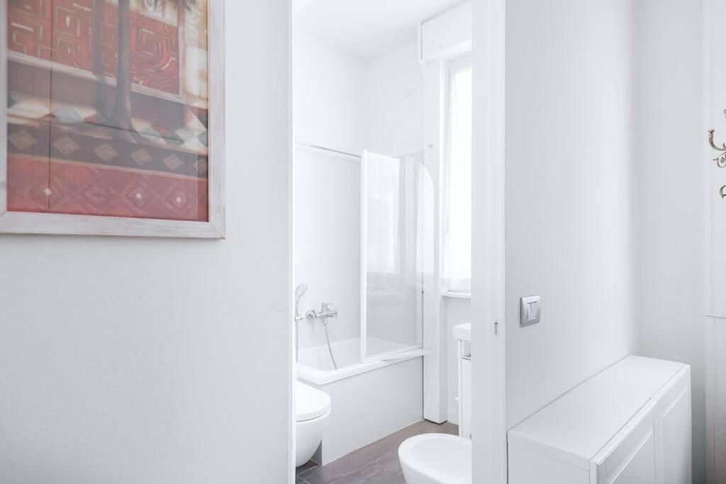 Easylife - Elegance A Few Steps From Citylife Next To M2 Pagano Apartment *