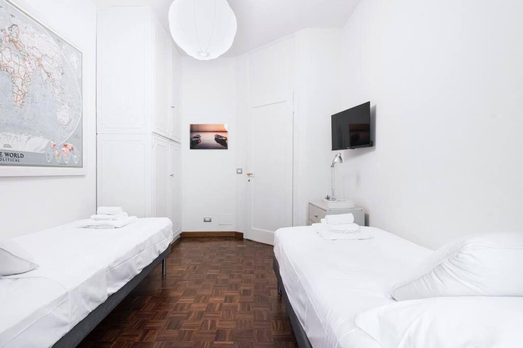 Easylife - Elegance A Few Steps From Citylife Next To M2 Pagano Mailand