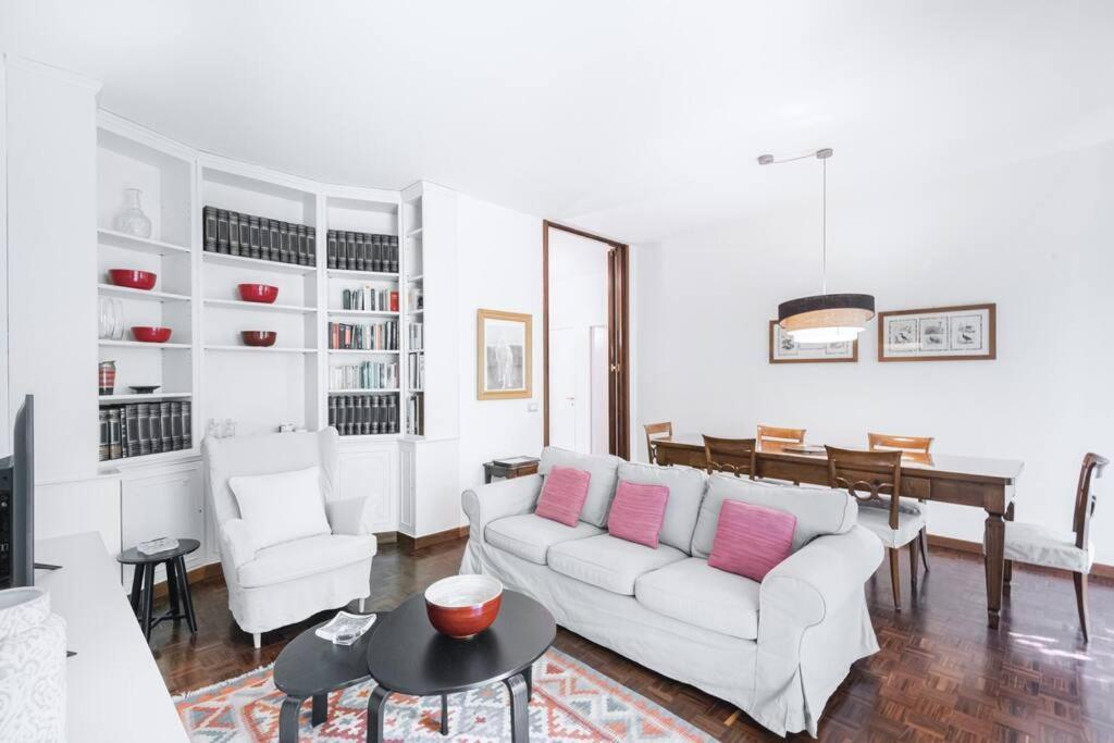 Easylife - Elegance A Few Steps From Citylife Next To M2 Pagano Mailand