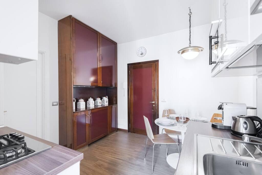 Easylife - Elegance A Few Steps From Citylife Next To M2 Pagano * Mailand
