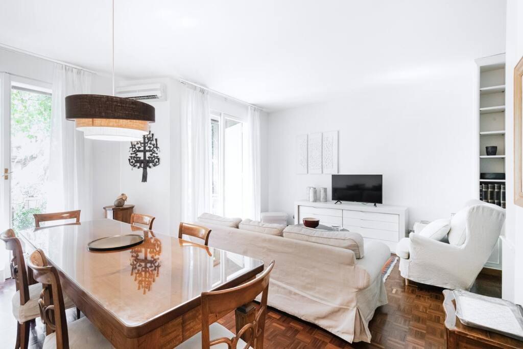 Easylife - Elegance A Few Steps From Citylife Next To M2 Pagano Mailand
