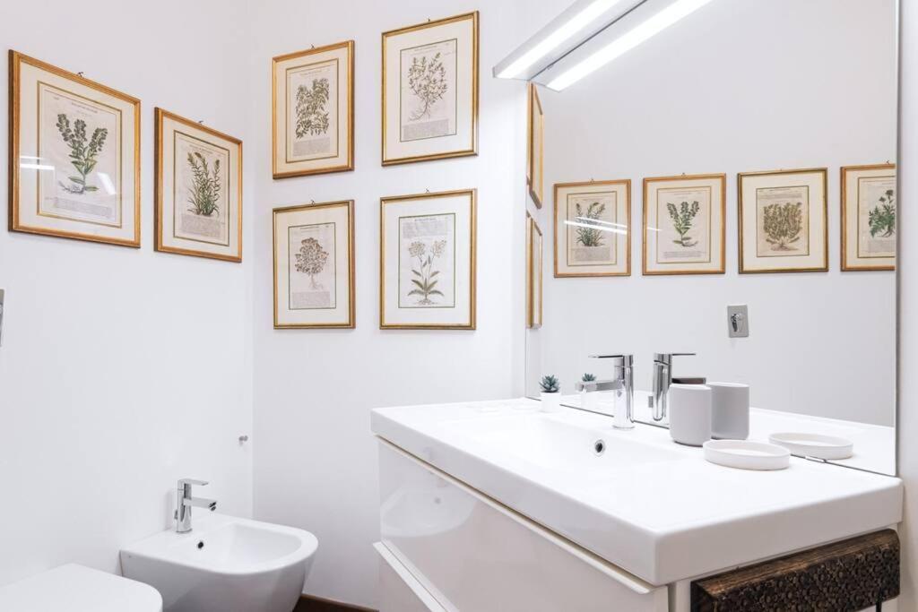 Easylife - Elegance A Few Steps From Citylife Next To M2 Pagano Mailand