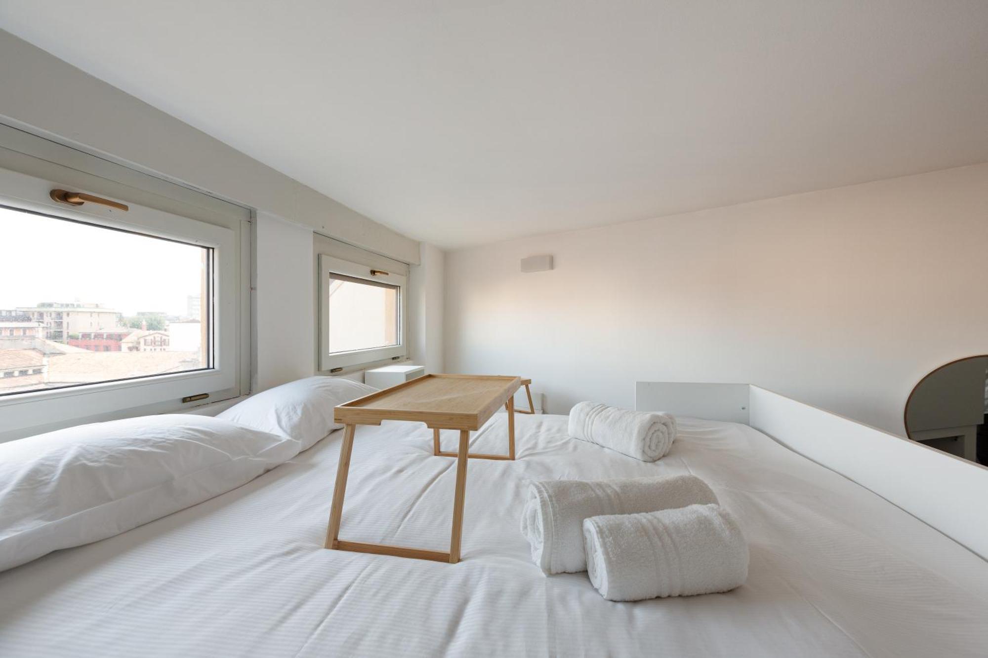 Magenta Long Let Apts Milano