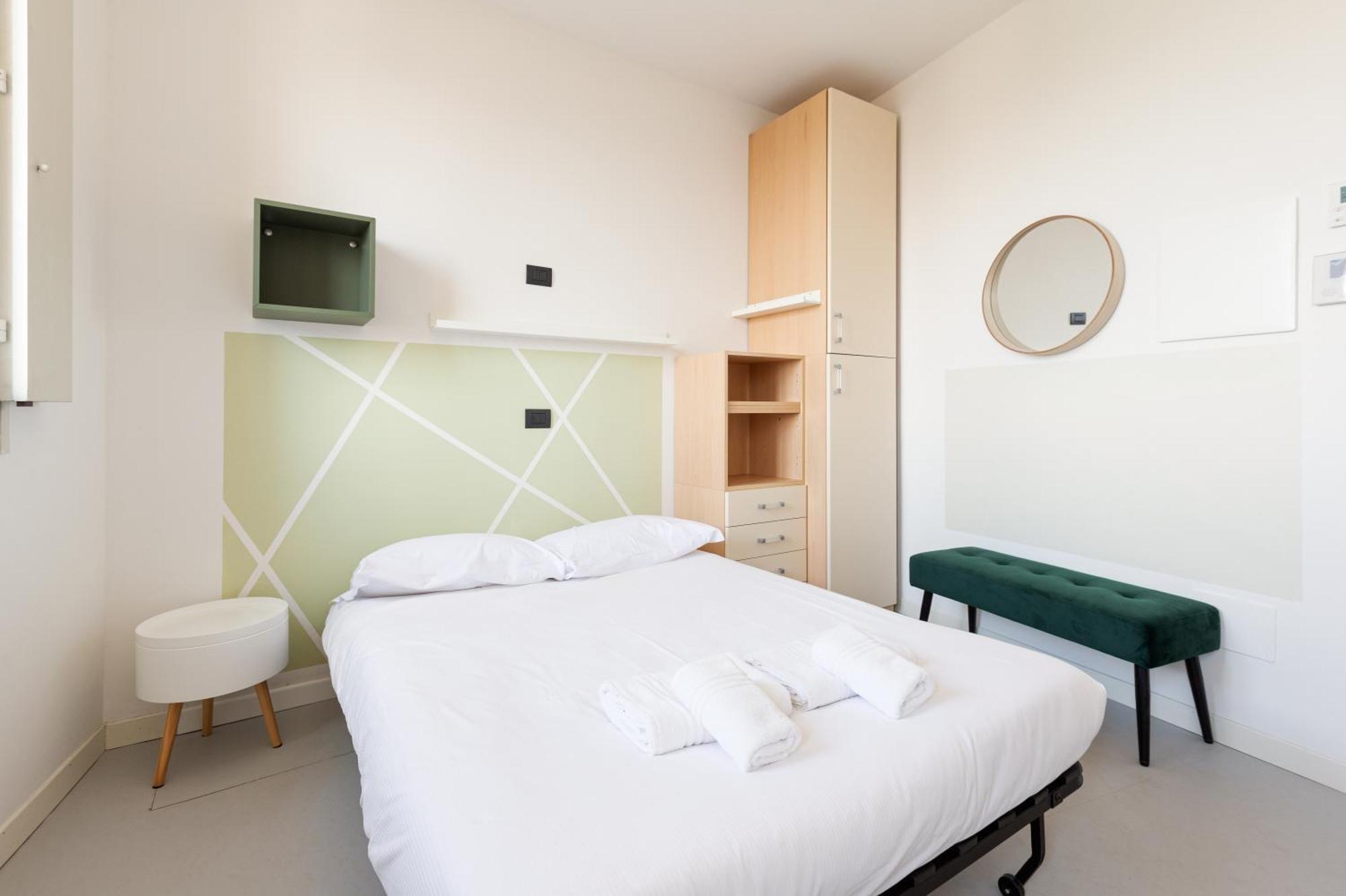 Magenta Long Let Apts Milano