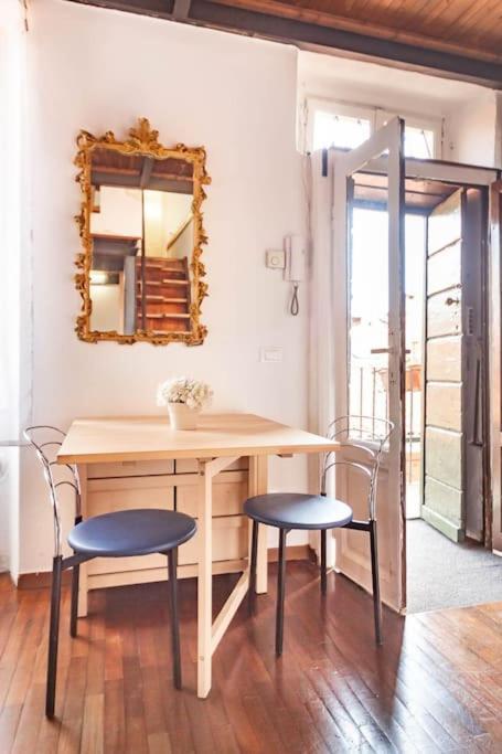 Appartamento Navigli - Centro Vintage Apt - Movida&free Wifi *