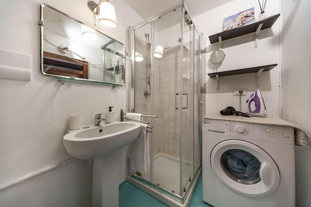 Navigli - Centro Vintage Apt - Movida&free Wifi * Milano