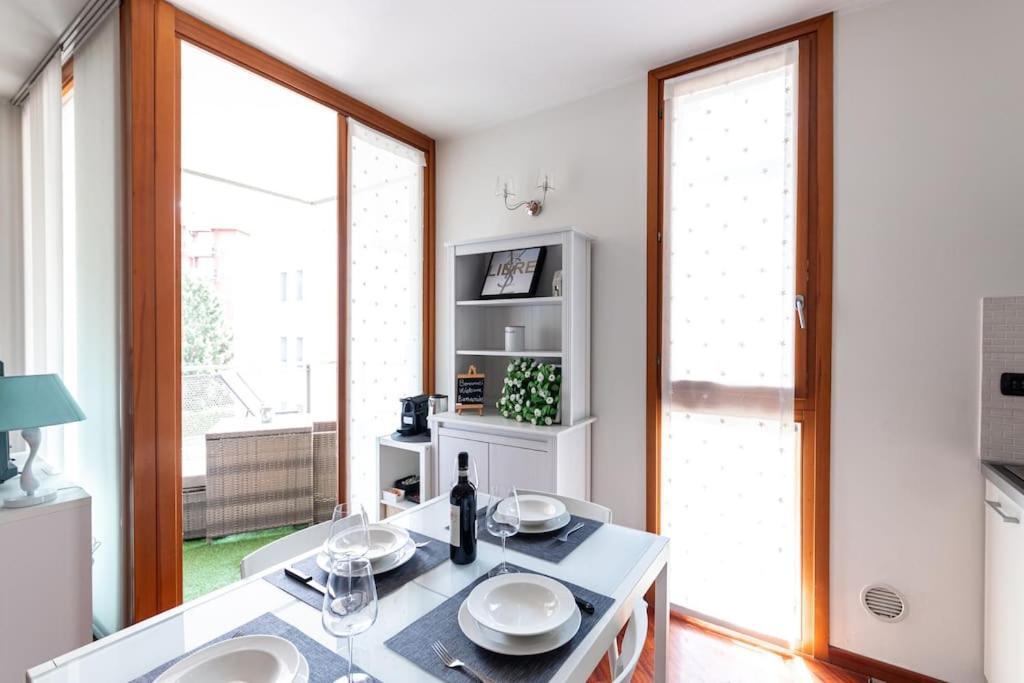 Caterina A 5 Minuti Da Fiere E San Siro Con Wifi-netflix-free Parking Lejlighed Milano