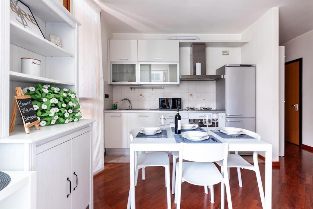 Lejlighed Caterina A 5 Minuti Da Fiere E San Siro Con Wifi-netflix-free Parking