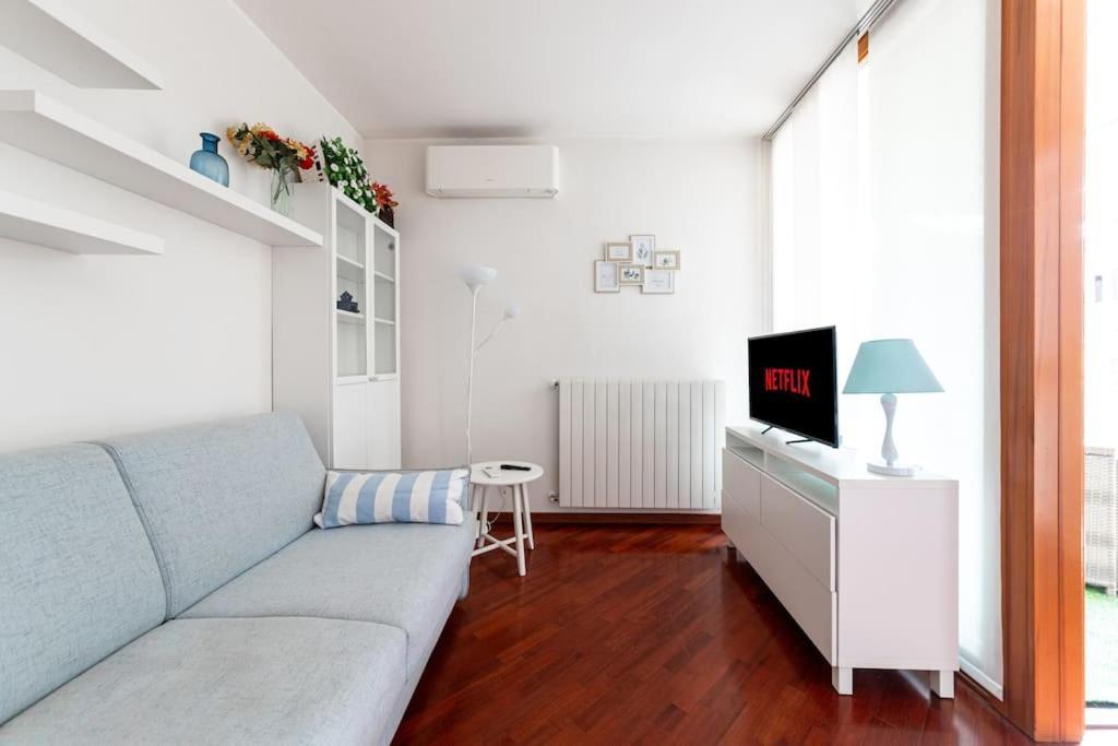 Caterina A 5 Minuti Da Fiere E San Siro Con Wifi-netflix-free Parking Lejlighed *