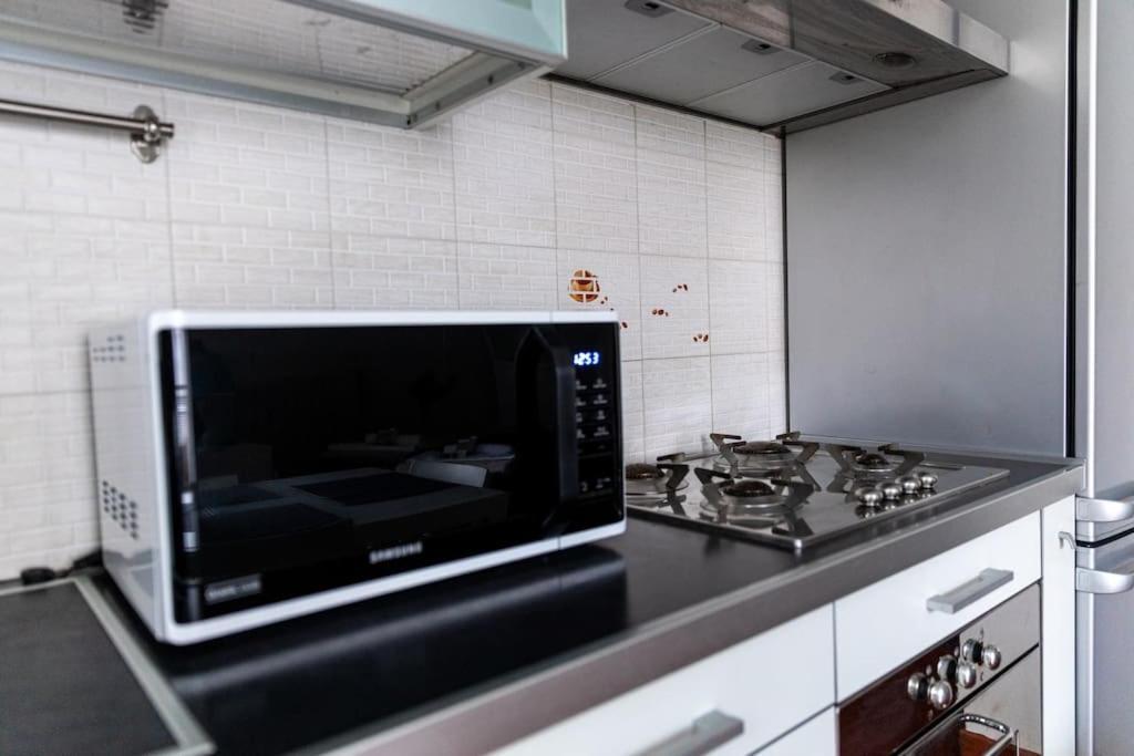 Caterina A 5 Minuti Da Fiere E San Siro Con Wifi-netflix-free Parking * Milano