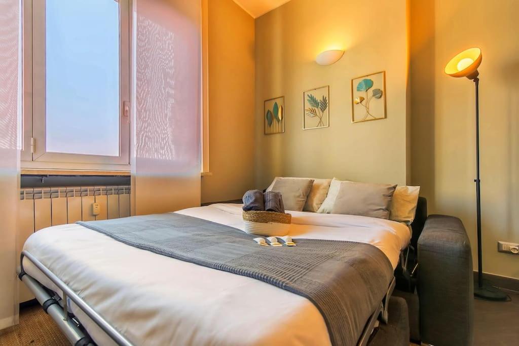 Exclusive & Strategic 2-bedroom Apartment, 50m From M4 Mailand