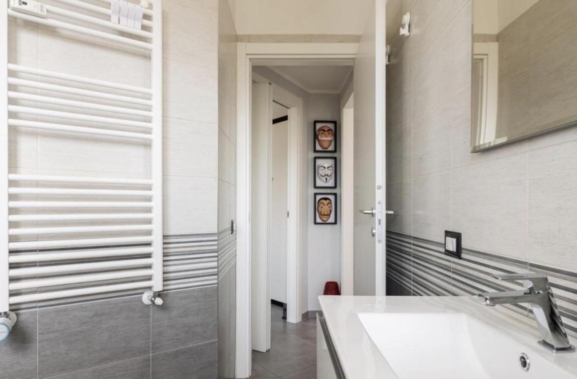 Luxury In Prada District Near Mm Brenta & Center - Ideal For Business Profiles