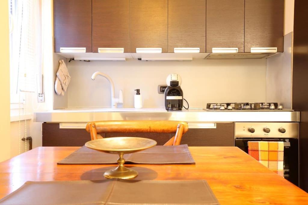 Accogliente Bilocale Vicino Metropolitana Appartement *