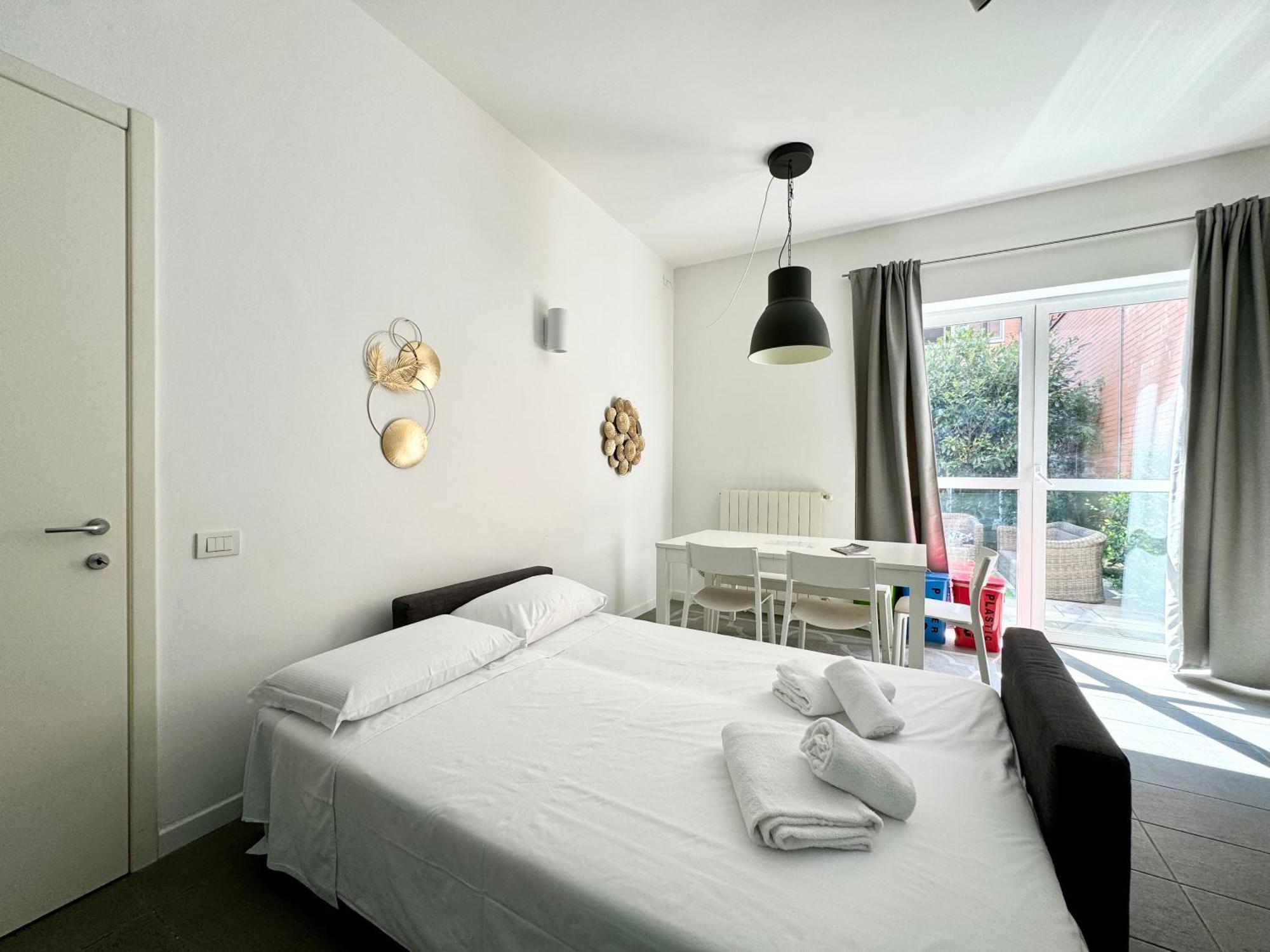 Oasis In The City- Private Garden Appartamento