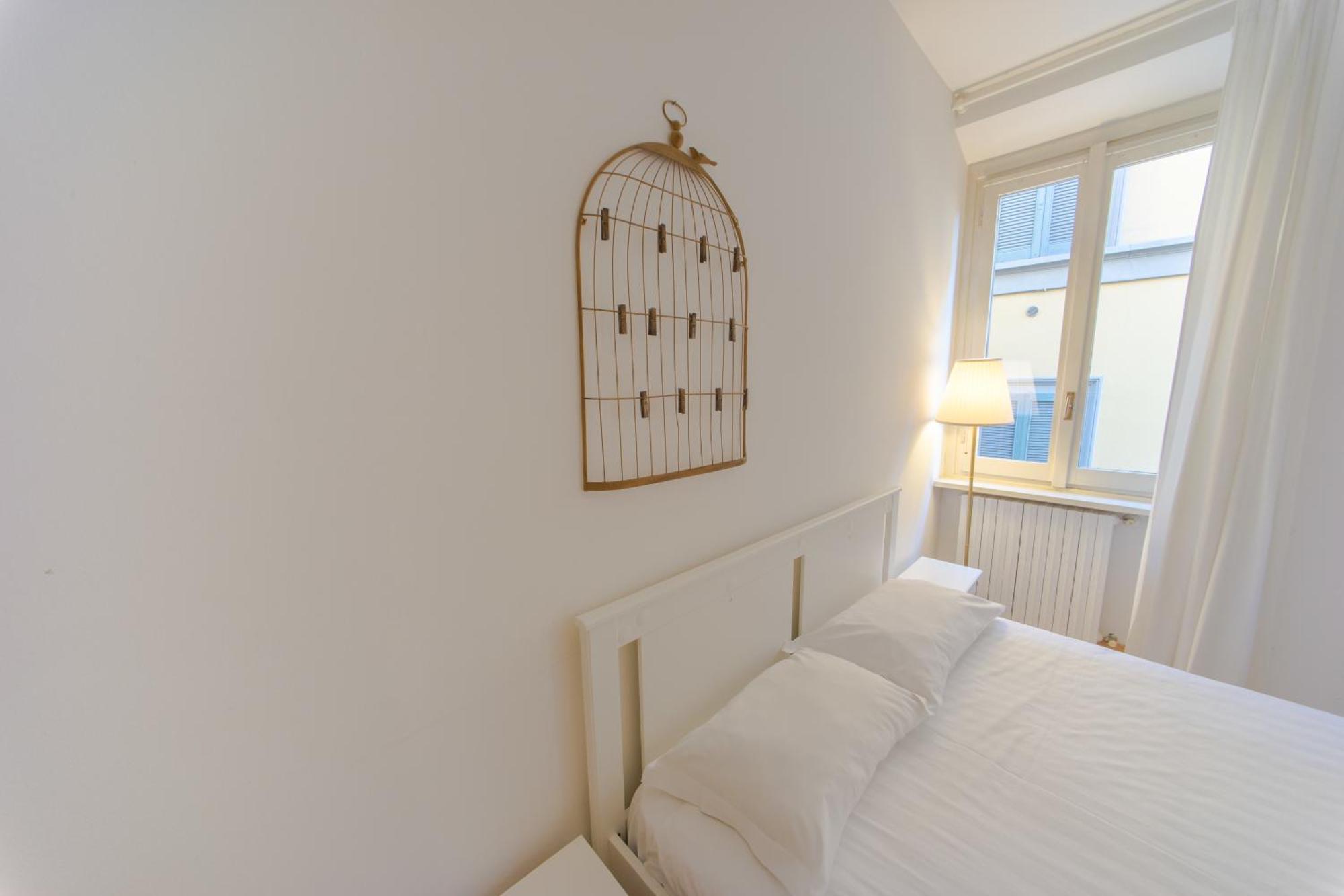 Disciplini A 5 Min Dal Duomo Apartment Milan