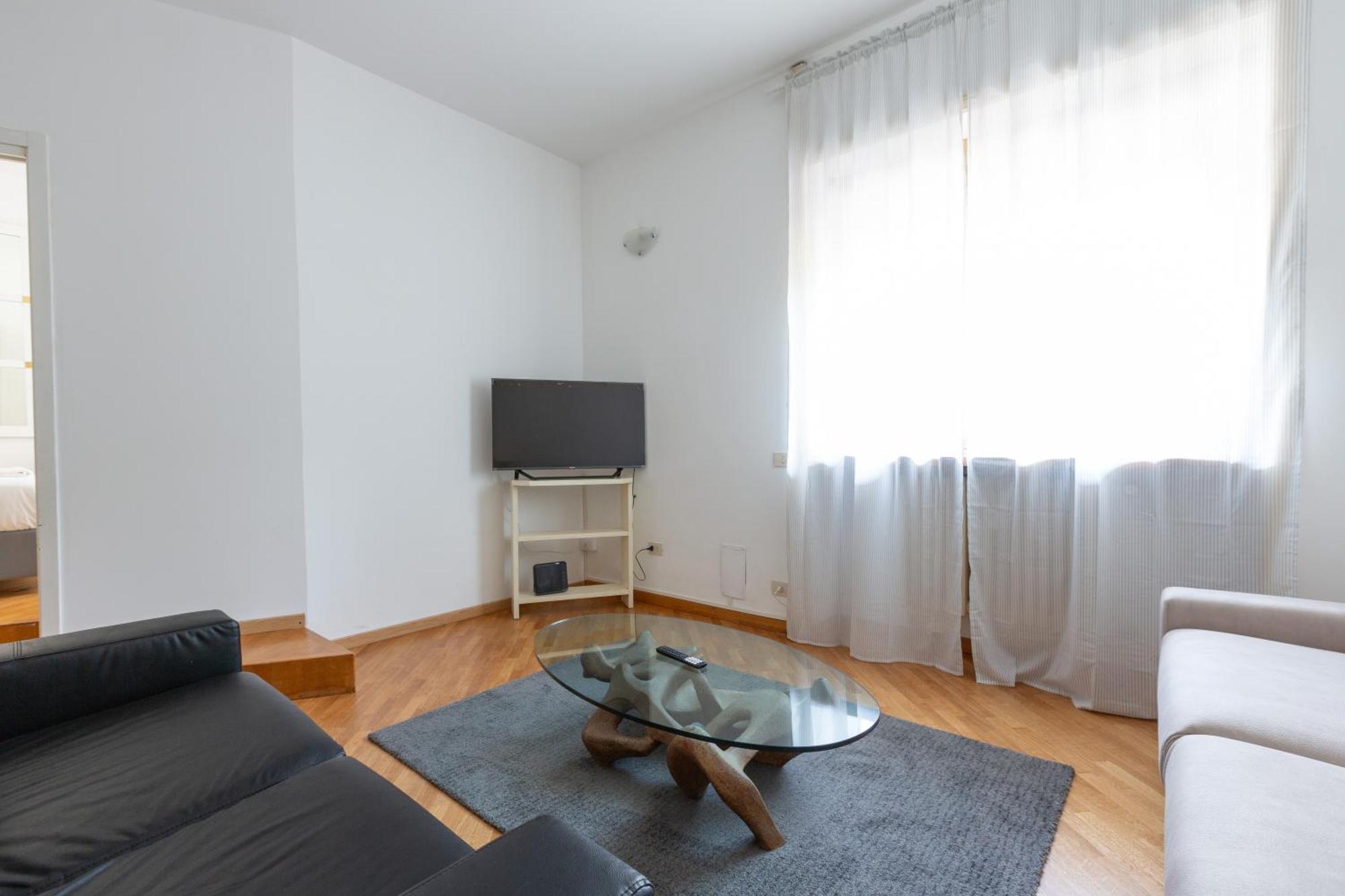 Appartamento Lorenteggio Large Flat *