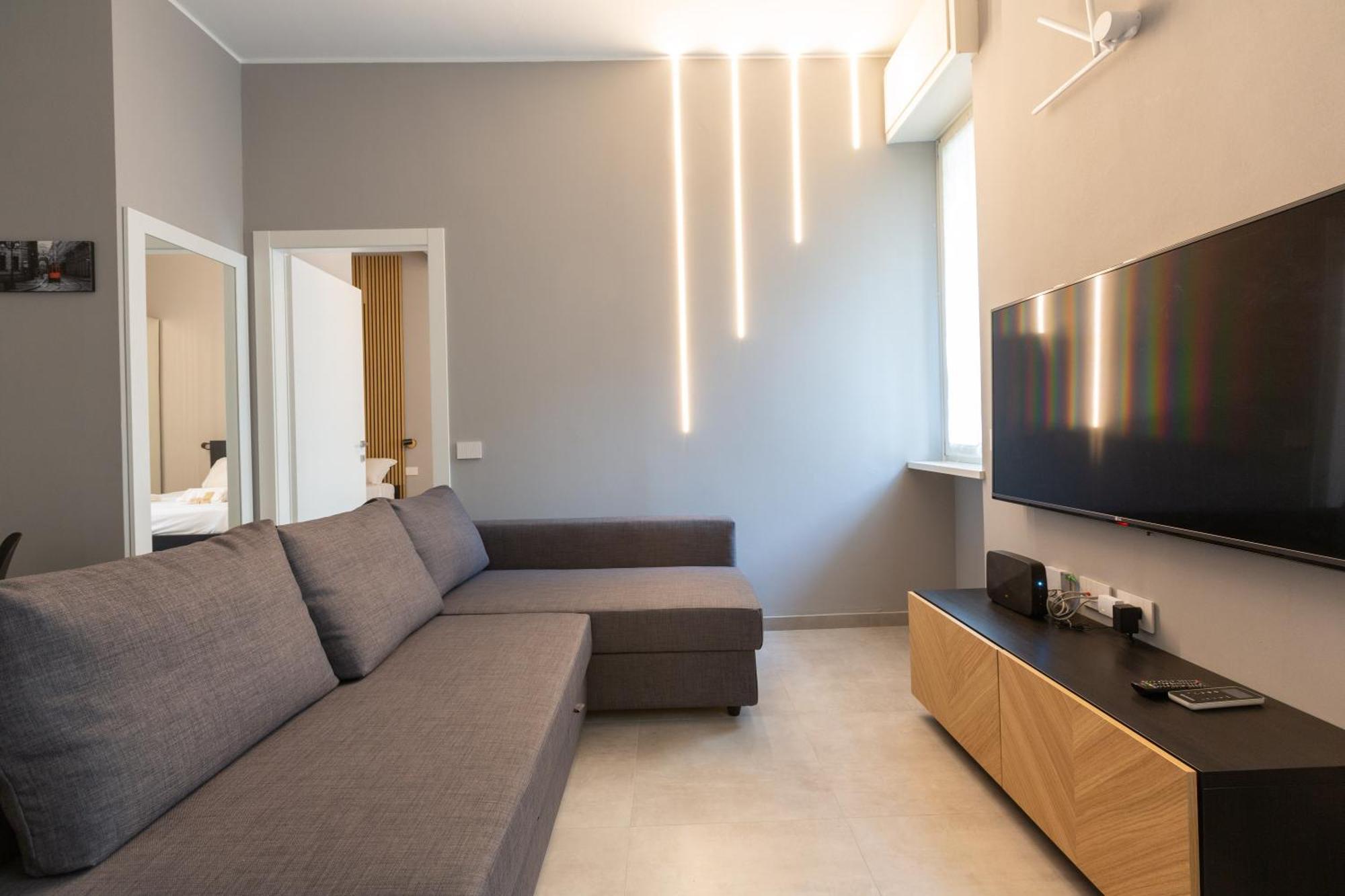 Marche Charming Flat Mailand