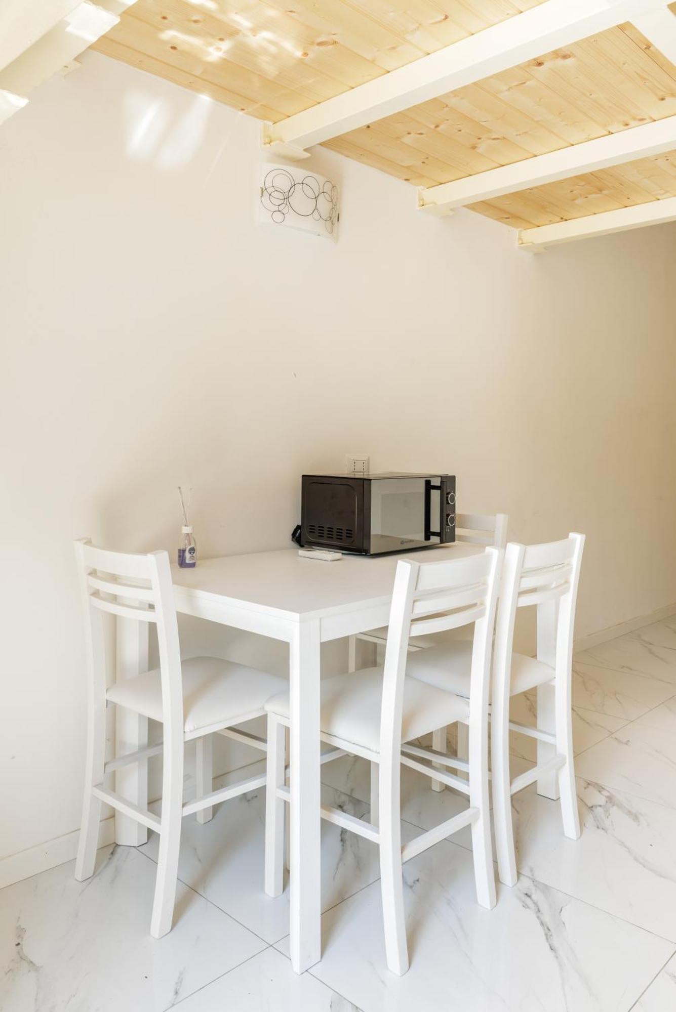 Cozy 2 Bedrooms, 10 Min For Centre, 3 From Linate Apartment Milan