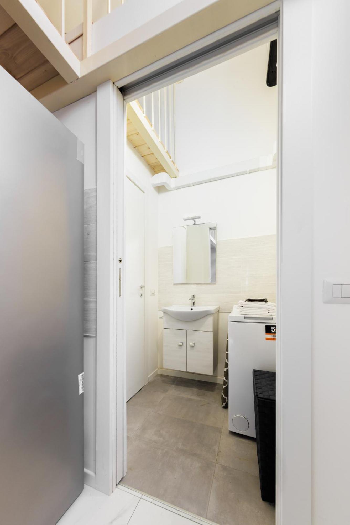 Cozy 2 Bedrooms, 10 Min For Centre, 3 From Linate *