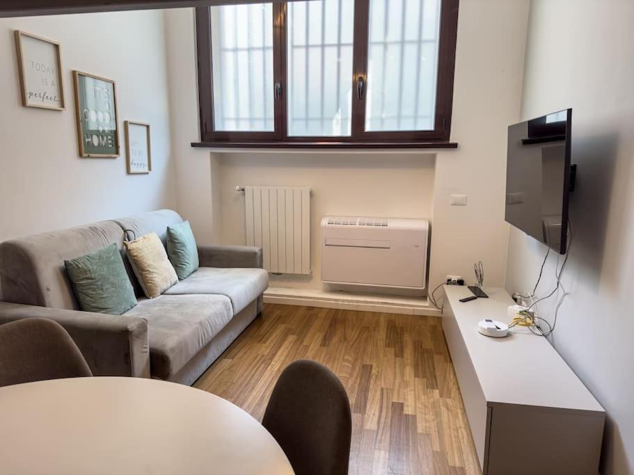 Brunacci Suite, 5 Min To Navigli Appartamento *