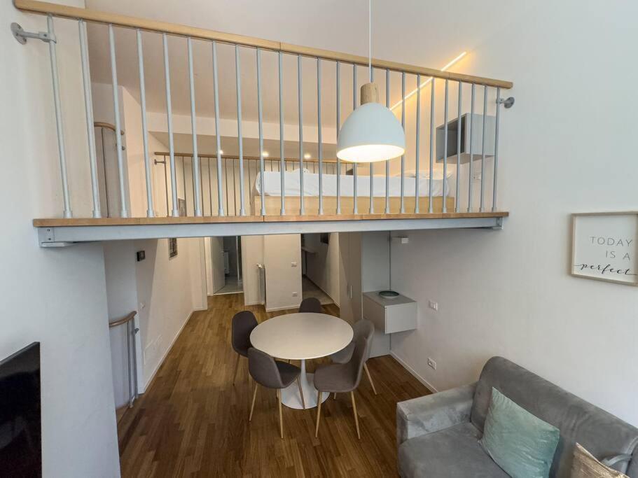 Brunacci Suite, 5 Min To Navigli Appartamento