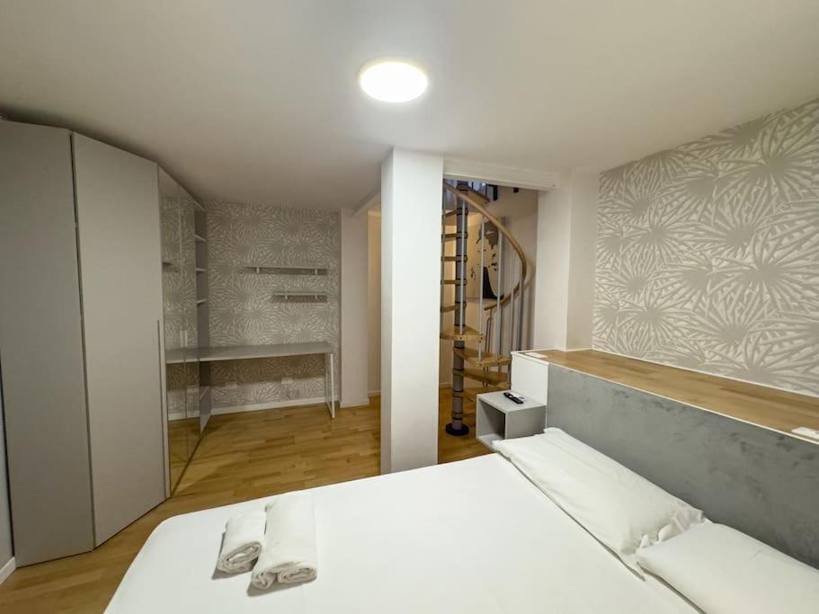 Brunacci Suite, 5 Min To Navigli Appartamento *